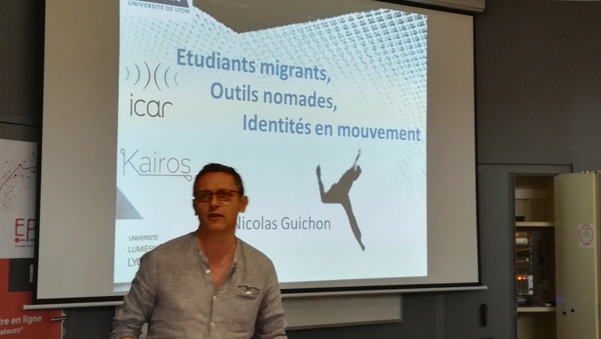 Cedric_Sarre's tweet photo. Nicolas Guichon parle de la place des outils nomades dans l'identité des étudiants internationaux @ColloqueEPAL @nguichon https://t.co/3Z9bh5WOhZ