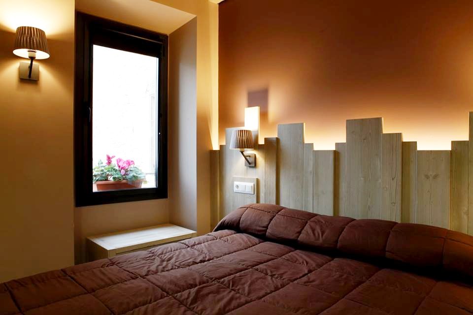 aluministomas's tweet photo. Finestres👌 per un client🔝 Casa rural on van confiar amb nosaltres per la instal•lació d'unes finestres d'alumini amb ruptura de pont tèrmic i fulla oculta. A nosaltres ens encanten! I a tu?😍
.
.
Truca'ns al 973 60 10 76☎
.
.
#aluministomas #finestres #casarural #igerslleida https://t.co/FdemEL0iZ1