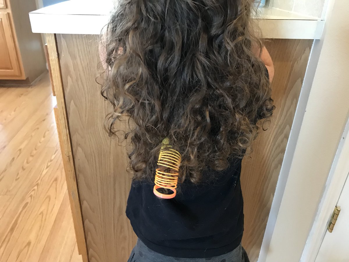 AndysIntuition's tweet photo. Sometimes it’s just a slinky in the hair type of day. @PatisaBoy you ever have this problem with your beautiful mane, bro? 🤔 https://t.co/BhZRZfKVNj