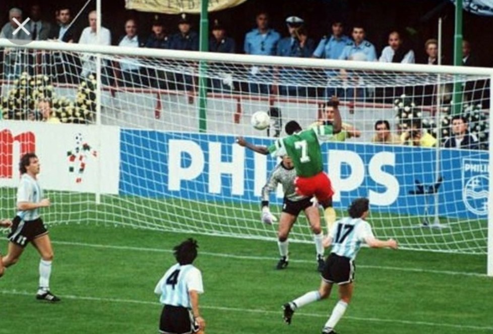 tomi_wunder's tweet photo. Heute vor 28 Jahren. Meine erste Erinnerungen an den @FIFAWorldCup. Kamerun besiegte im Eröffnungsspiel in Mailand den amtierenden Weltmeister Argentinien völlig überraschend mit 1:0 (0:0). #Italia1990 #ARGCMR #SanSiro #FirstWorldCupMemories https://t.co/kr79ZUnBT1