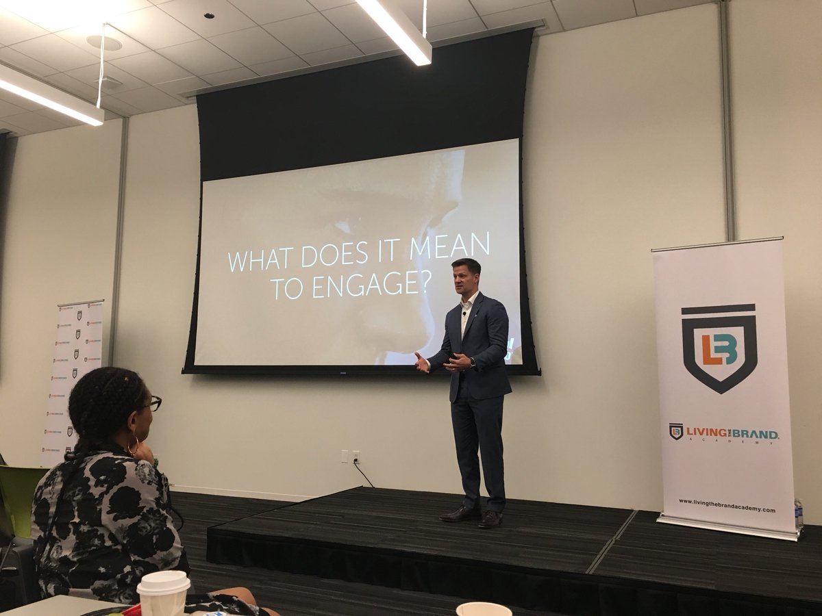 jane_ux's tweet photo. Be fast. Be brave. Be bold. Steve Lucas @marketo #engagetowin https://t.co/vqvXxPM2GX
