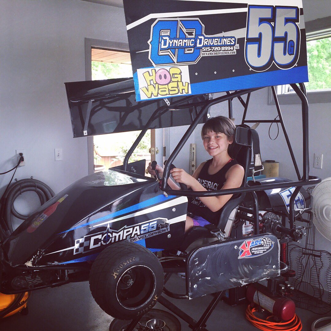 McKennaHaase's tweet photo. Whole CRD team is together for the first time, and our mini Compass retreat is off to a great start - scaling, pizza, and swimming last night, racing @ECS_Knoxville tonight 🏁 #compassracingdevelopment #compass #compasskids https://t.co/r7ixLWWw3F