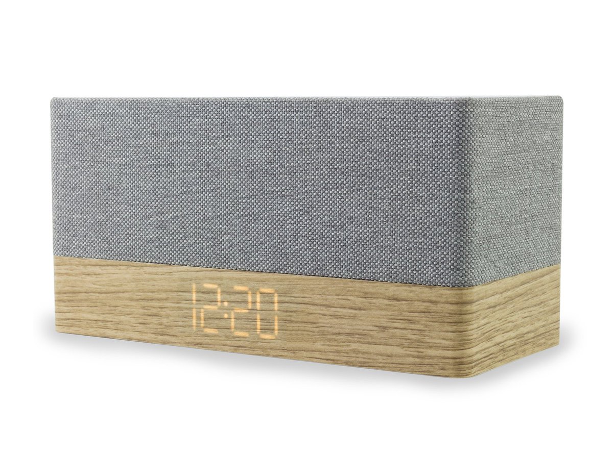 soundmasterUK's tweet photo. soundmaster UR620 FM Clock Radio &amp; Bluetooth Speaker – Grey Fabric &amp; Beech Wood

https://t.co/6BBd504PmX https://t.co/WksgI2p0es