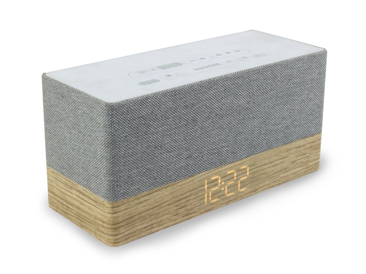 soundmasterUK's tweet photo. soundmaster UR620 FM Clock Radio &amp; Bluetooth Speaker – Grey Fabric &amp; Beech Wood

https://t.co/6BBd504PmX https://t.co/WksgI2p0es