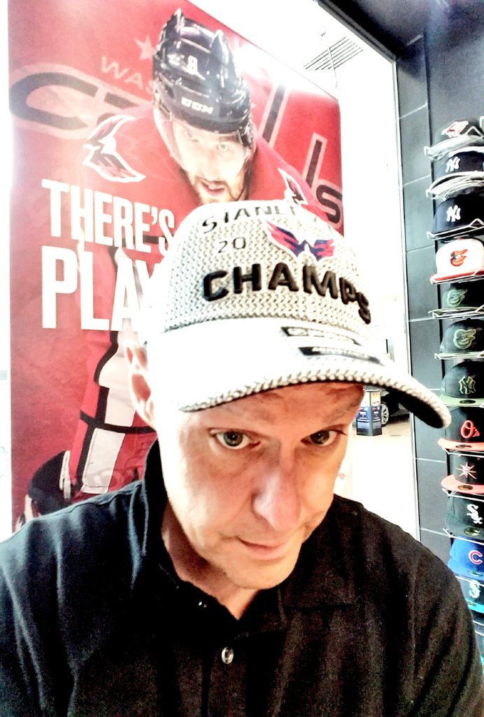 Chris_Roell's tweet photo. I am pretty sure I am the first kid on the block with my very own #ALLCAPS @Holts170 #thesave @Capitals #StanleyCup 2018 Champs lid! #rockthered #WashingtonCapitals #LetsGoCaps #dclove #onlyindc #mydcool #washingtondc #DC #thedistict #DCisReal #hockey #NHL https://t.co/LLjFm6W6DH