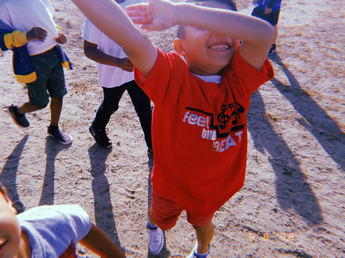 KemptonESS's tweet image. Last day of running club! Getting that final laps in! 💪🏽👊🏾🥇🏃🏿‍♂️🏃🏼‍♀️ #kemptoness #ESSRocks