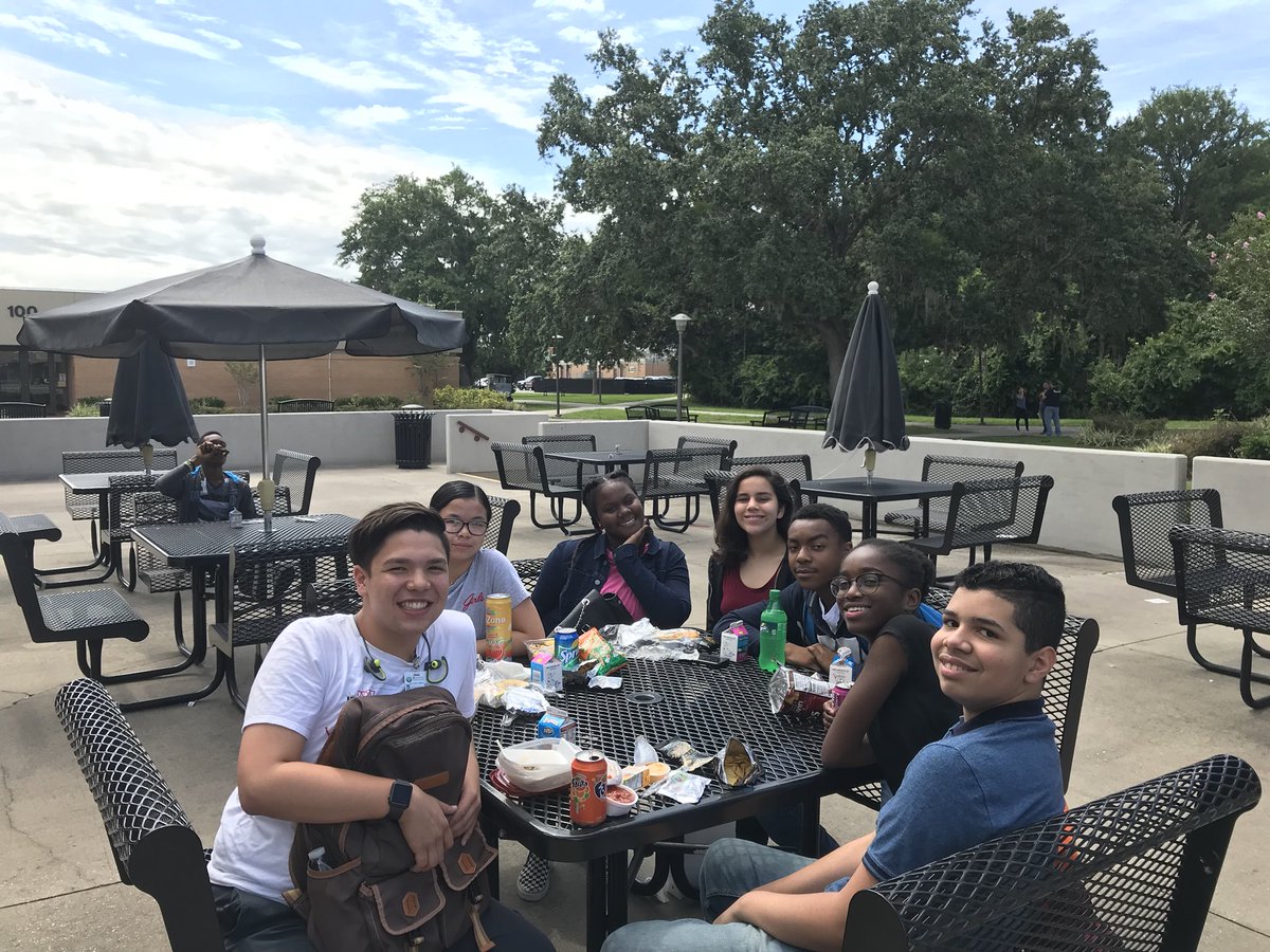 otcsouthcampus's tweet image. Taking a break from robotics - time for some lunch...and chess! #SummerRobotics@OTCMFC #OurStudentsPlayChessAsABreak!
#ForStudentsNotProfit