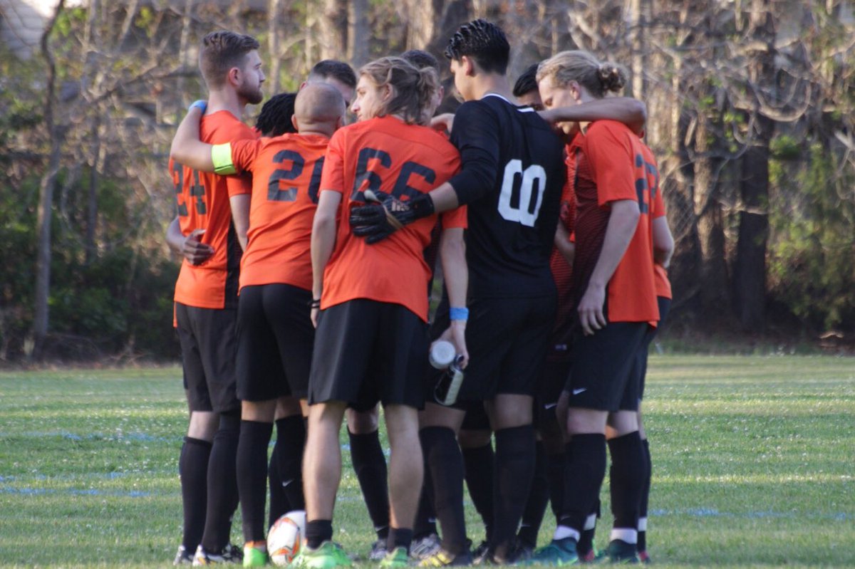 LowcountryUtd's tweet photo. The vision of @LowcountryUtd will not falter due to the unfortunate loss of our home field

We’ll continue to seek out partnership w/ local facilities, schools, rec depts to keep the opportunity of LUFC going in the lowcountry. 

#UnityThruSoccer | #SupportLocal #SemiProSoccer https://t.co/83PrrcVrUt