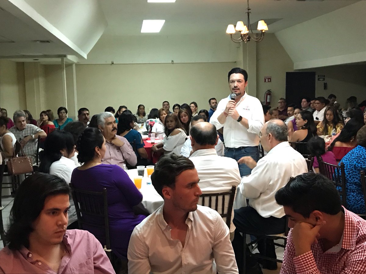 proibarra's tweet photo. Que gusto saludar ayer a tantos compañeros y brindar el mensaje de la Fórmula Ganadora de @sylbeltrones @MaloroAcosta en Huatabampo vamos a ganar! https://t.co/nwQzJEGwNg