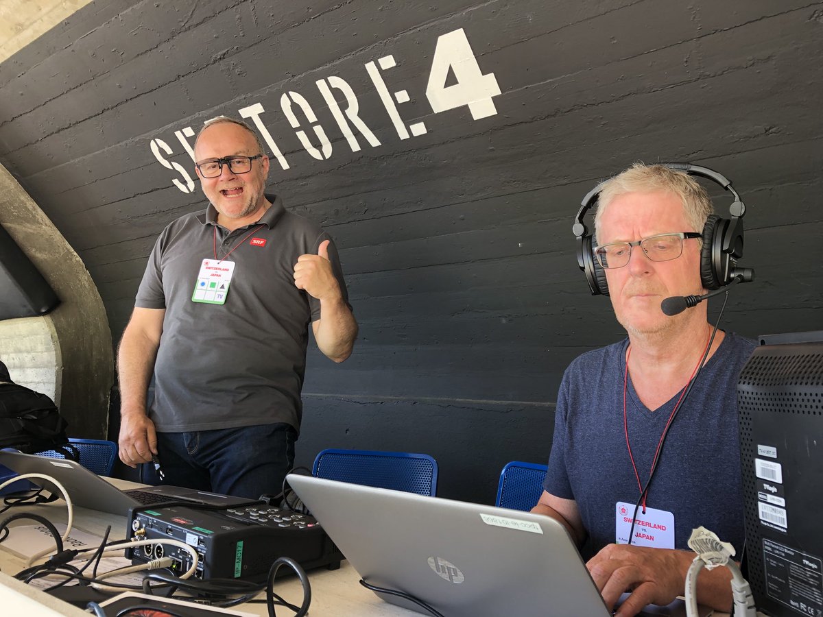 ka_lehmann's tweet photo. Die Leitung steht wie immer tipptopp für 90minuten live auf @srf3 Schweiz-Japan! @MarcelMelcher und @peter_schnyder haben es wie immer im Griff! #lieblingskollegen #schweiz #japan #RoadToRussia #wm2016 #srf3 @srfsport #marcelhatmehrfreude #peterschonimtunnel https://t.co/mEC49xvvHR