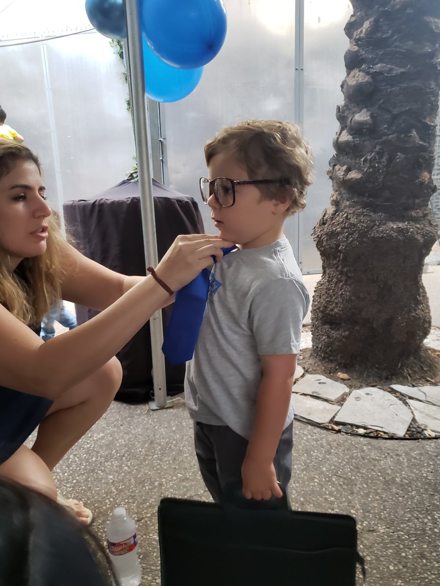 manuel_c's tweet photo. Hey @facebook - thanks for a fun #fbkidsatwork event at #fbatx today! https://t.co/nD5Wq1bLa9