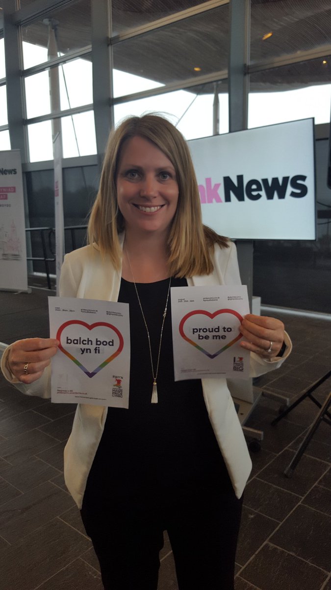 Pride Cymru tweet media