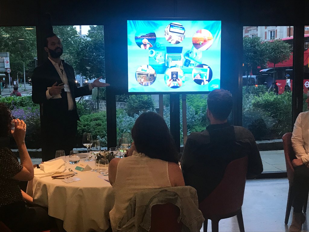 thatnayyar's tweet photo. Yet another awesome #AccountableContent dinner in London! Expedia's Yes_we_Tweet spoke to a wonderfully receptive, packed room. Thank you to all who attended! https://t.co/Iqfm4Uwygm #content #seo #growthhacking
