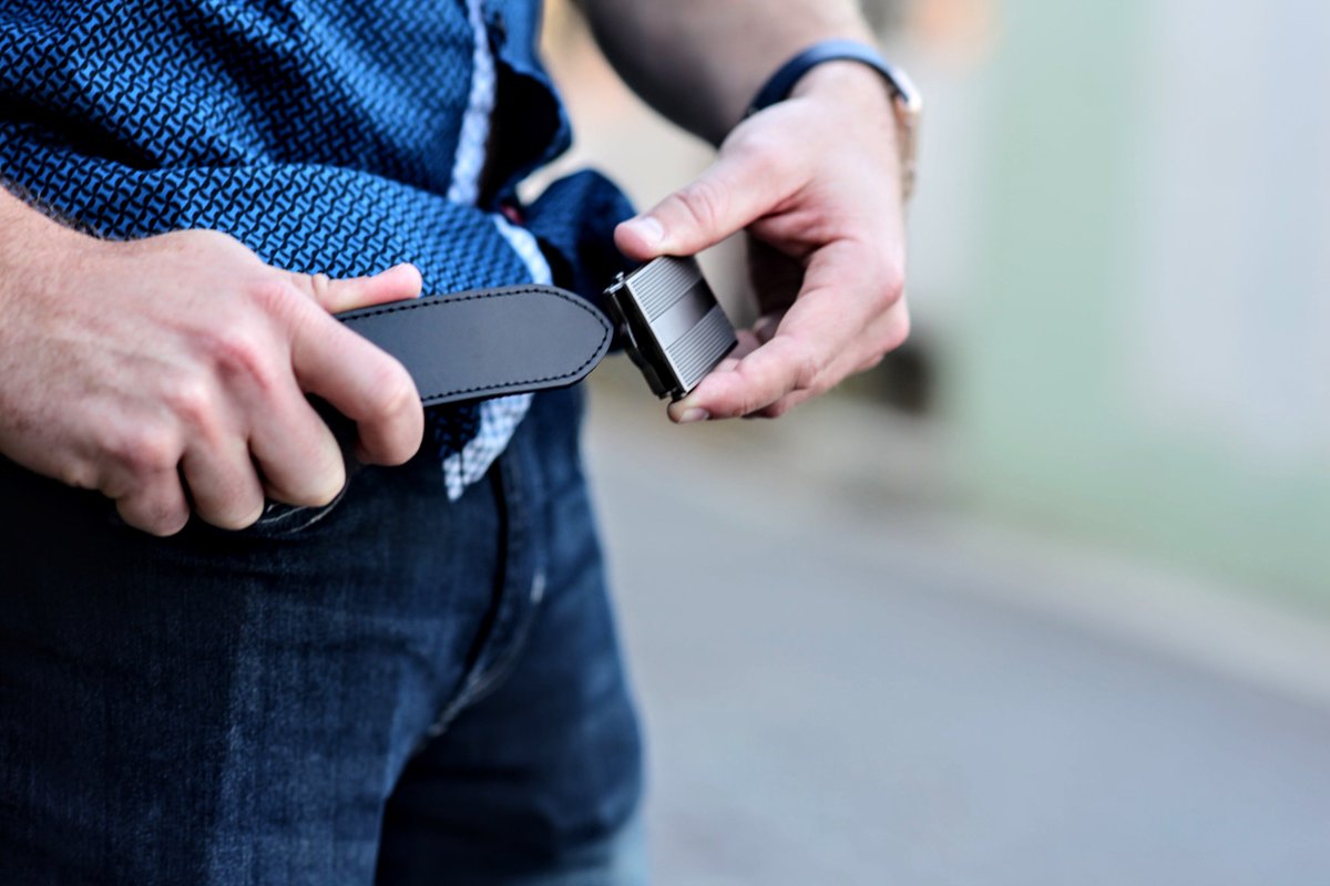 ImposterHolster's tweet photo. What are you waiting for? Try it on for size, weight, that #topgrain leather we keep touting and let us know what you think! The belts are going fast! #Imposterholster 
https://t.co/idGG3WFehV https://t.co/h1IwpYbmqA