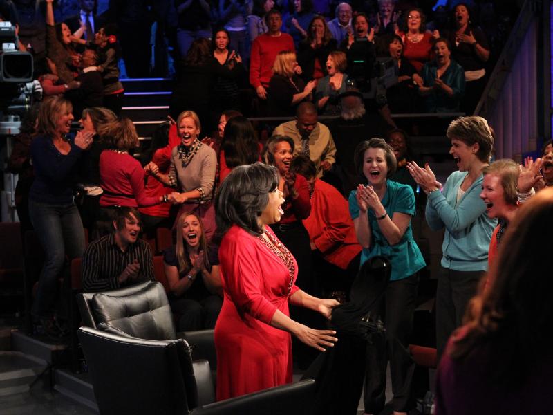 Official_AlexB_'s tweet photo. My #FavoriteOprahShow are the #OprahFavoriteThings episodes because of @Oprah's intention to create joy-rising experiences brings me hope in the kindness of humanity exists: https://t.co/Le5JA5ob3V 📽️:@NMAAHC/#HarpoStudios 📸: #GeorgeBurns | #WatchingOprah https://t.co/Am5QhL0D8L