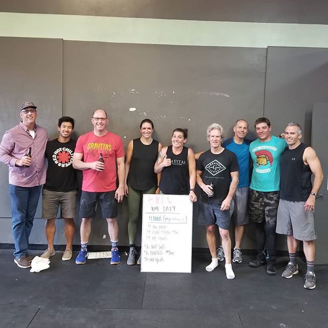 CPC_in_SB's tweet image. Hell Weekers on the eve of their last work out. Give em hell tonight, Athletes! 6•7•2018 #hellweek2018 Round 4 💥
And Happy Birthday to Chris and Jim! 🎈 #gravitaslife #crossfitpacificcoast #CrossFit #crossfitfamily #crossfitcommunity #bdayWOD ift.tt/2sHD7Xb