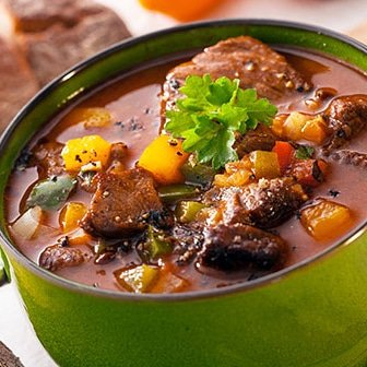 Este domingo  a partir de las 10 de la mañana estaré realizando una cazuela en Beneficio del Comedor merendero LA CUMBRE en el Cantero de la Avenida Julieta esquina Yacare.
Trae un alimento  no perecedero come rico y colabora con los chicos <a href="/GatoDumas_Mvd/">Gato Dumas Uruguay</a>  <a href="/silvana_nicola/">silvana nicola</a>