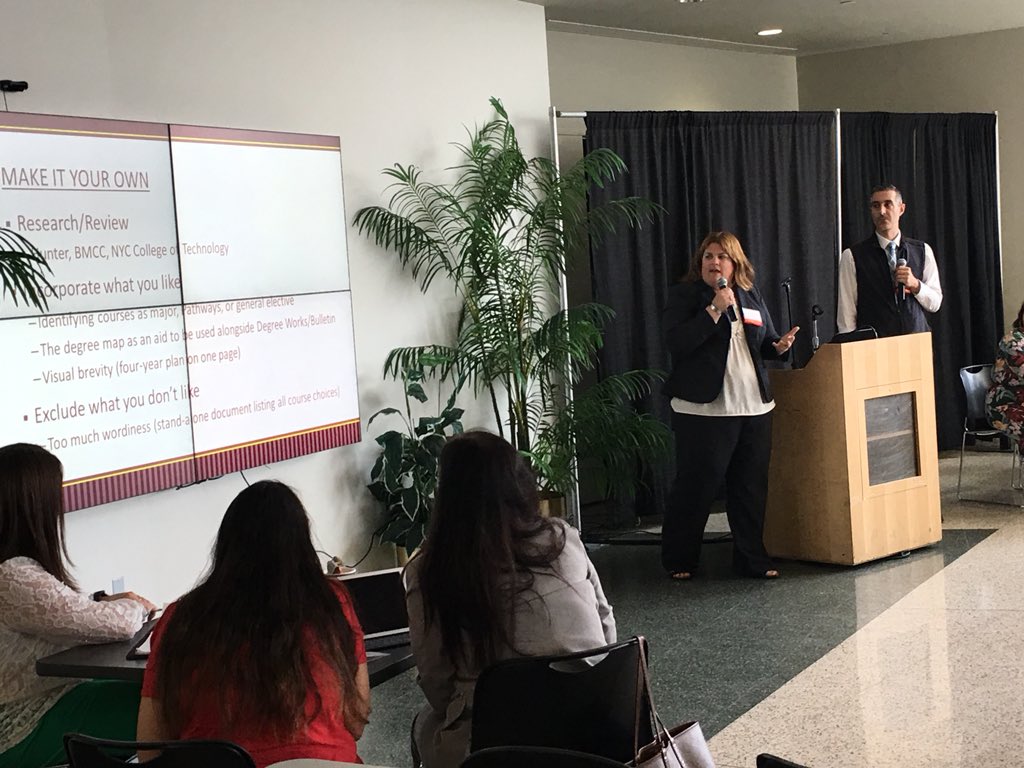 NikolasHuot's tweet photo. Presentation on the process of building academic maps from @BrooklynCollege’s Tracy Newton and Robert Booras. #AcademicMaps #CUNYMomentum @CompleteCollege https://t.co/3MEtiiBu6W