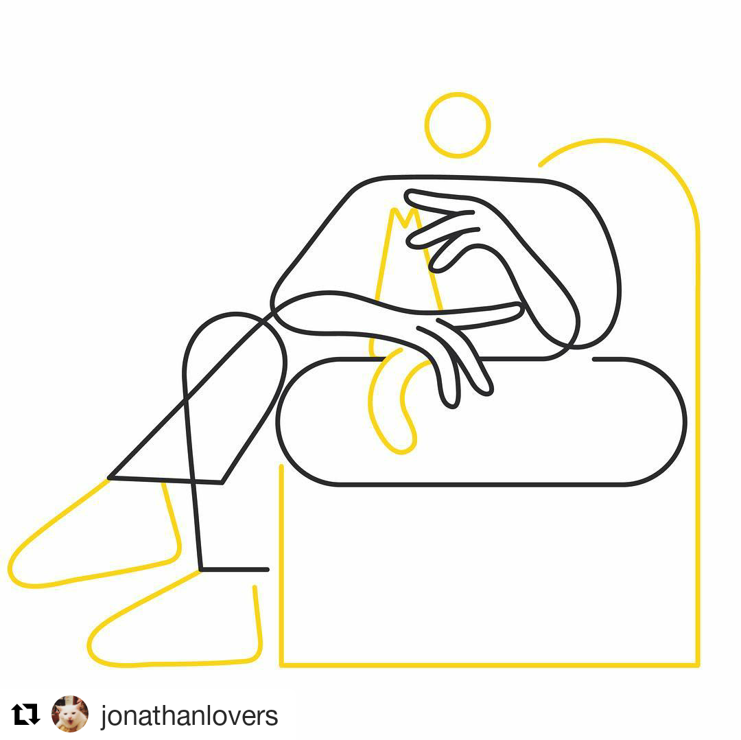 Tshirt_it's tweet photo. Yes weekend 💻 🛏️ 
Dal pc al divano il passo è breve con @jonathanlovers 
#spreadlove #relaxing #oneline #lovers #wip #universallanguage #spargiamore #deaign #illustration #artsy #paperwork #computer #working #minimal https://t.co/K9VOxXD8Kd