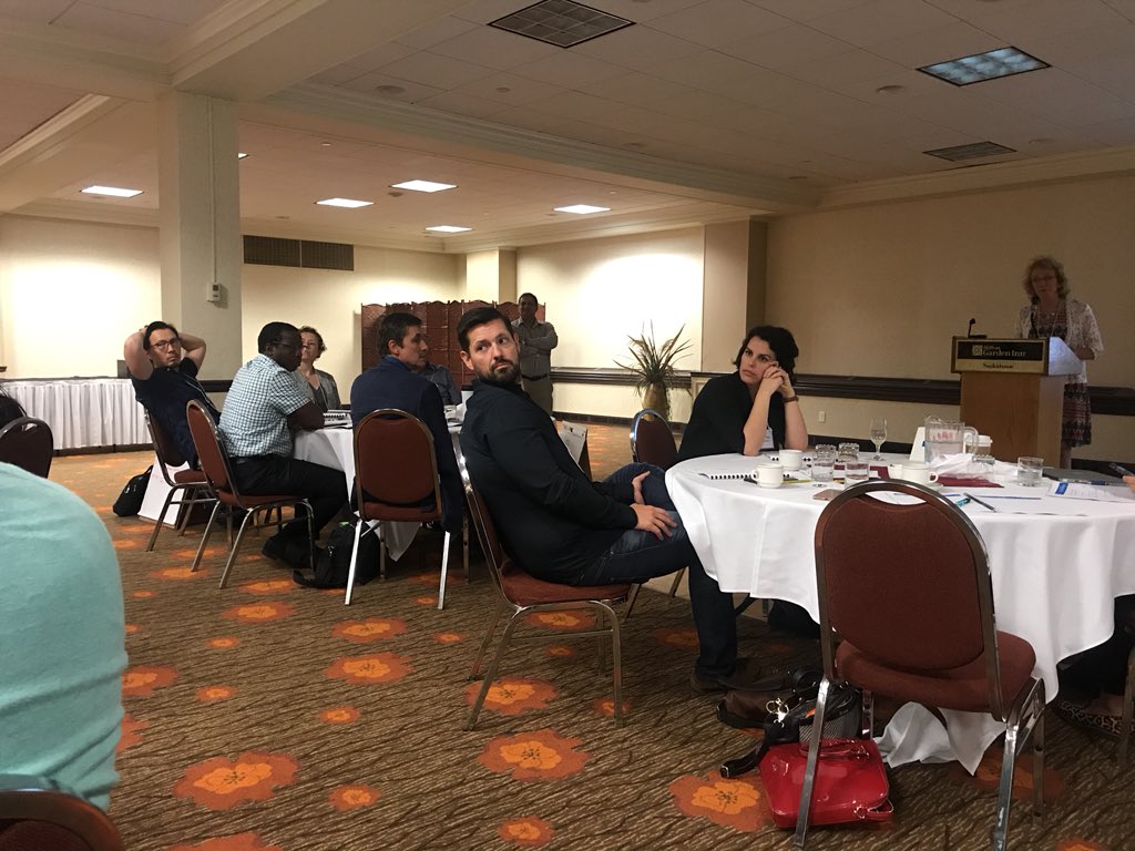 jocelynw_sk's tweet photo. @CQIP_SK cohort 2 participant, Dr. Eileen Dahl, shares project challenges and crowdsources ideas with fellow #CQIP2 participants, coaches, and faculty.   #teameffort. #wereallinthistogether @hqcsask https://t.co/Ss0h1gagNP