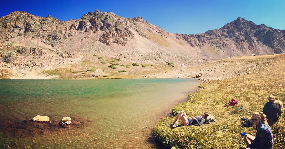 vailvalleyco's tweet photo. A new day means new adventures with my people. I 📍 Deluge Lake Trail I Photo: clayrom https://t.co/g4tyLNVJ7p