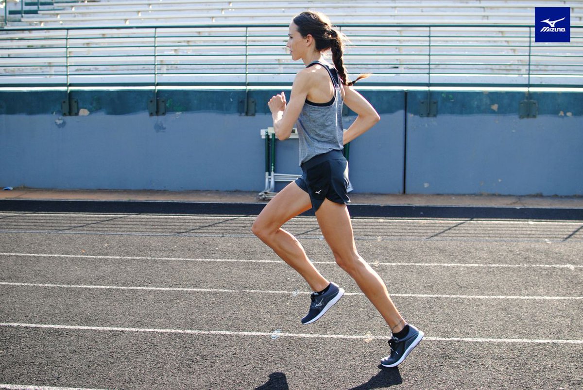 WhitbyRunRoom's tweet image. Stay on track and never lose that competitive spirit #powertoperform #mizunorunning pbxx.it/nbT3xk