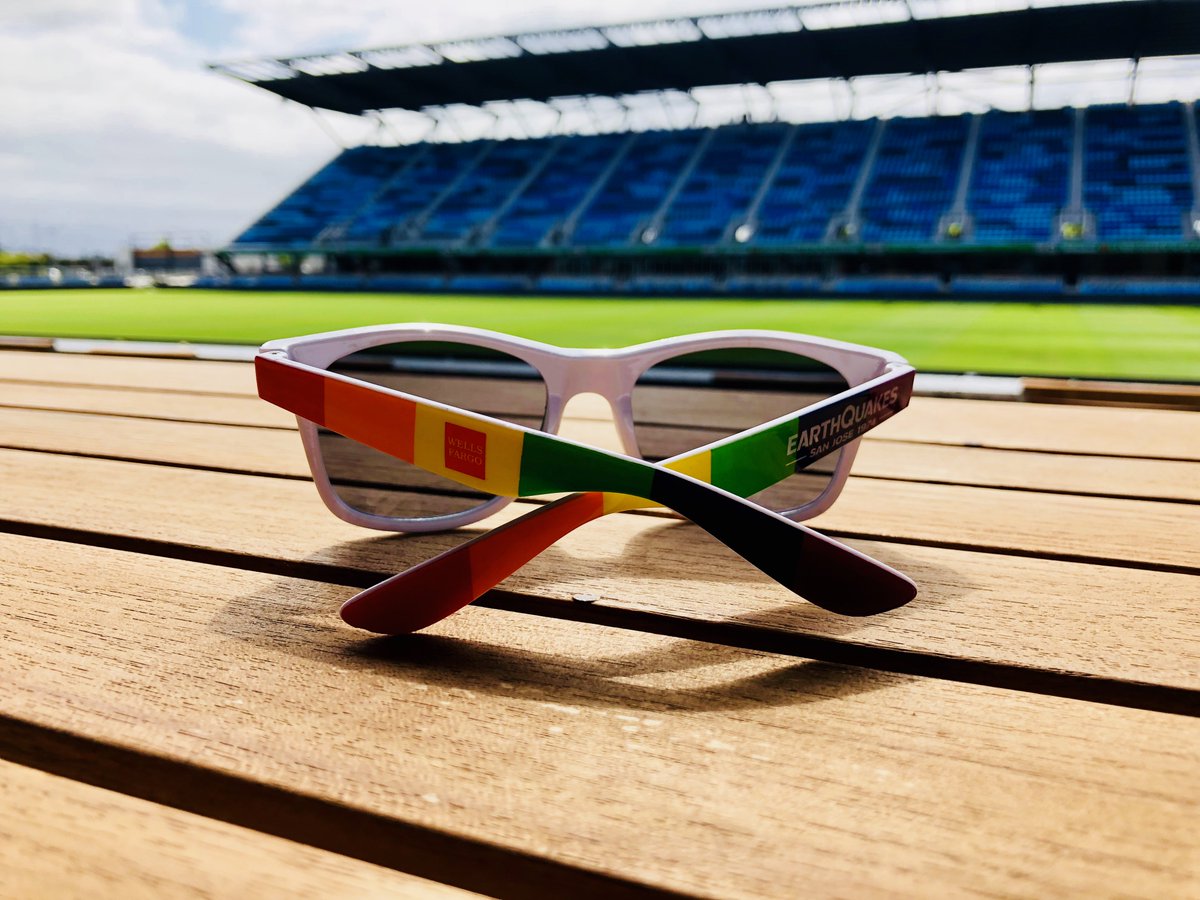 SJEarthquakes's tweet photo. Tomorrow night's giveaway = ππ³οΈβπ
5,000 will be available at gates (5:30) courtesy of @WellsFargo: https://t.co/ARKCPrlgYu
#QuakesPride | #WeAreSanJose https://t.co/h8RH7jTJdO
