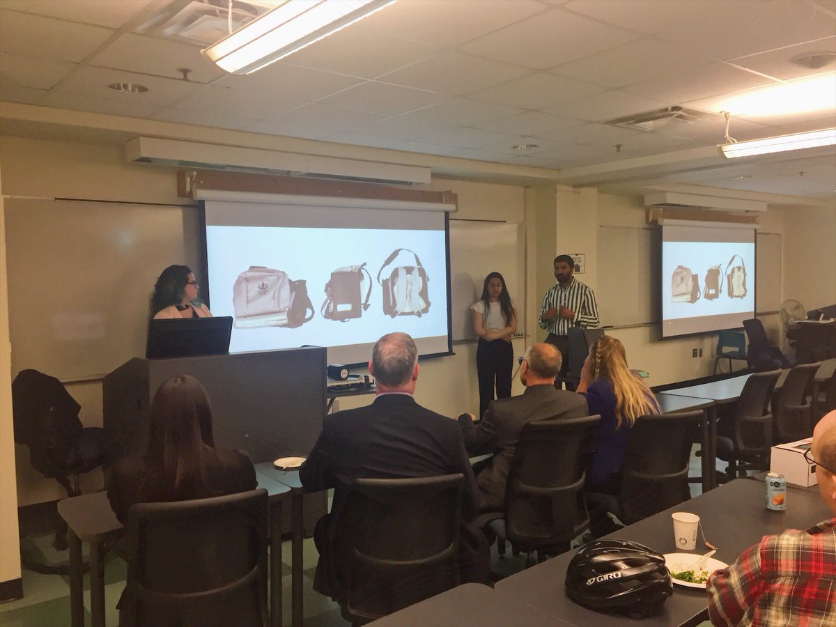 IDEA_HFX's tweet photo. Presentations still going strong after lunch! Make sure you follow us on IG (@idea_hfx) to keep up with all the projects! #ideabootcamp #collaborate2create #getinthesandbox https://t.co/jldChqmyyN