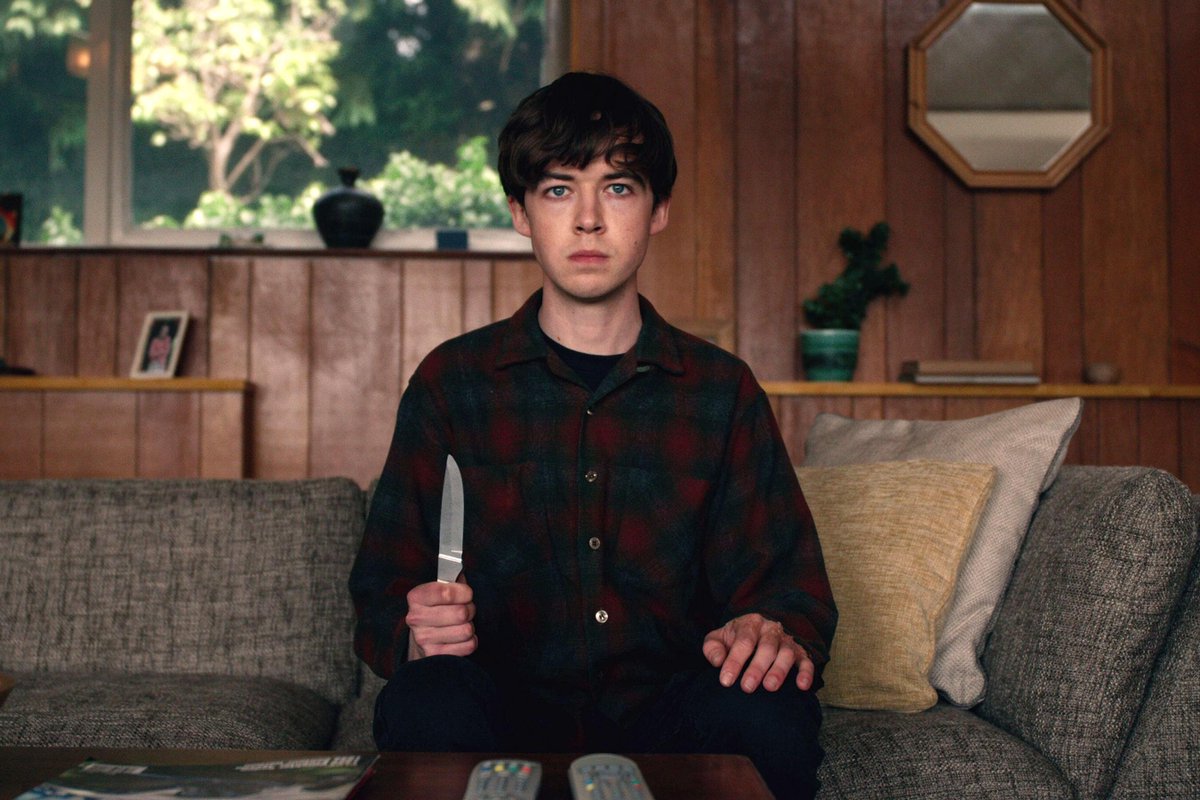 NetflixFR's tweet photo. Quand quelqu'un n'arrête pas de poser des questions pendant l'épisode : https://t.co/oXhqYLk1x9