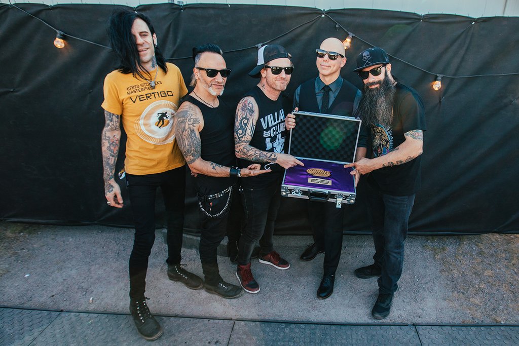 Thank you to everyone who voted for us! Thanks for the amazing award @banditrock!