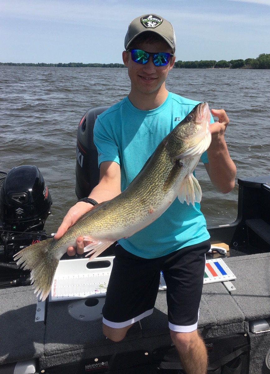 GBMusky's tweet photo. Another Green Bay walleye on the #StCroixRods #EyeConTrolling Rods. #BestRodsOnEarth #FullyInvolvedMuskyAdventures https://t.co/IRZmOUOw1O