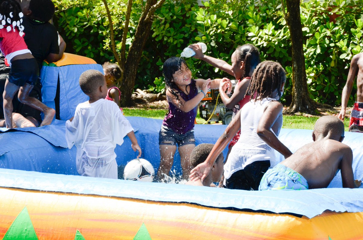 TheKeyToGiving's tweet image. It's almost time for the 6th annual Christmas in July! 🎅🌴 If you'd like to support this wonderful event by the Chief Press Foundation and would like your contribution of $50-$500 DOUBLED, here's the link: thekeytogiving.org/portfolio_item…