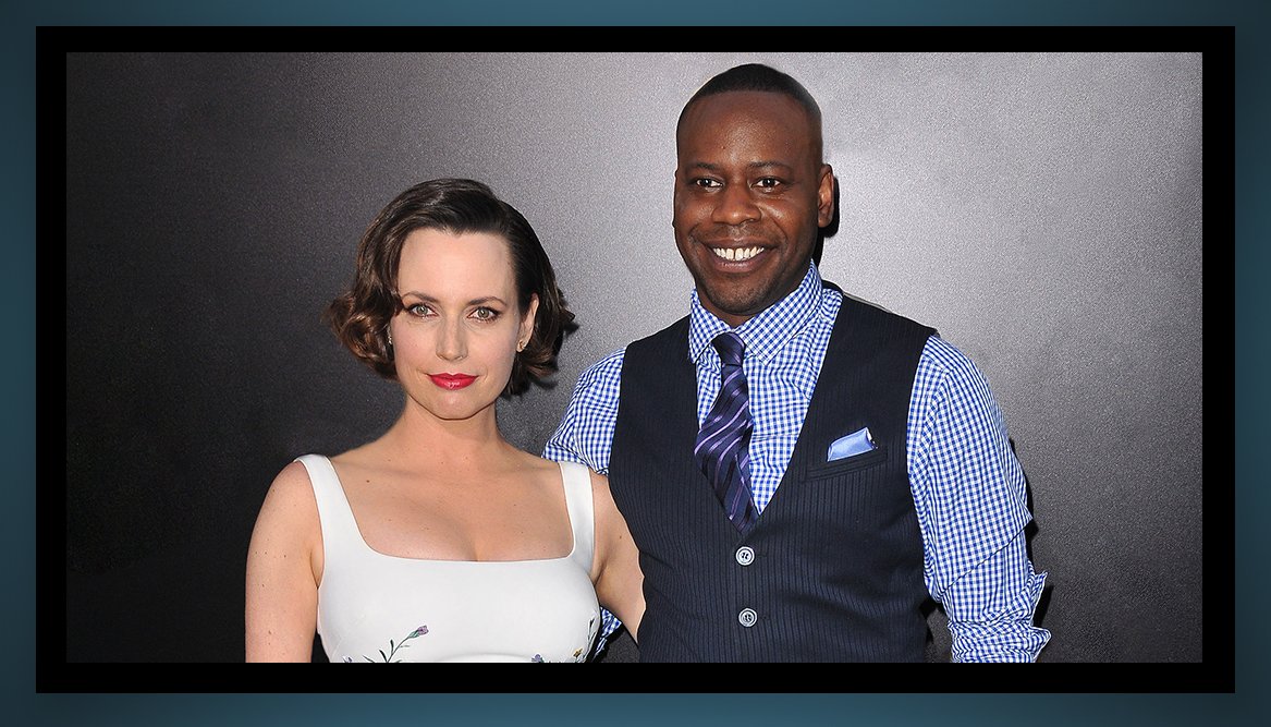 Hey #Preacher fans! It’s time to bust out your best white suit, @julieannemery and <a href="/malcolmbarrett/">V3rbal</a> AKA Featherstone and Hoover from #Preacher will be on this season of #TalkingHardwick! Start sending in your questions for them and the new season NOW.