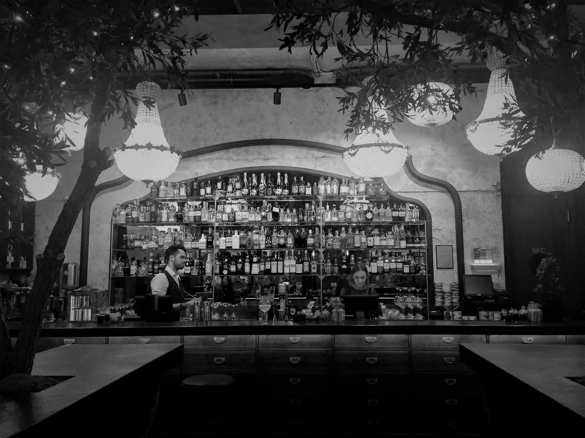 lahhentagge's tweet photo. To celebrate #WorldGinDay book your tickets for Estonia's first ever gin festival NOW! We are holding the festival on July 7 in Kuressaare. Tickets and more info on https://t.co/nucxlFVcTp #estoniangin #lahhentagge #mohni #peninuki #helsinkidistillingco #kyrö #teerenpeli #rivogin https://t.co/hstEaLjtT4