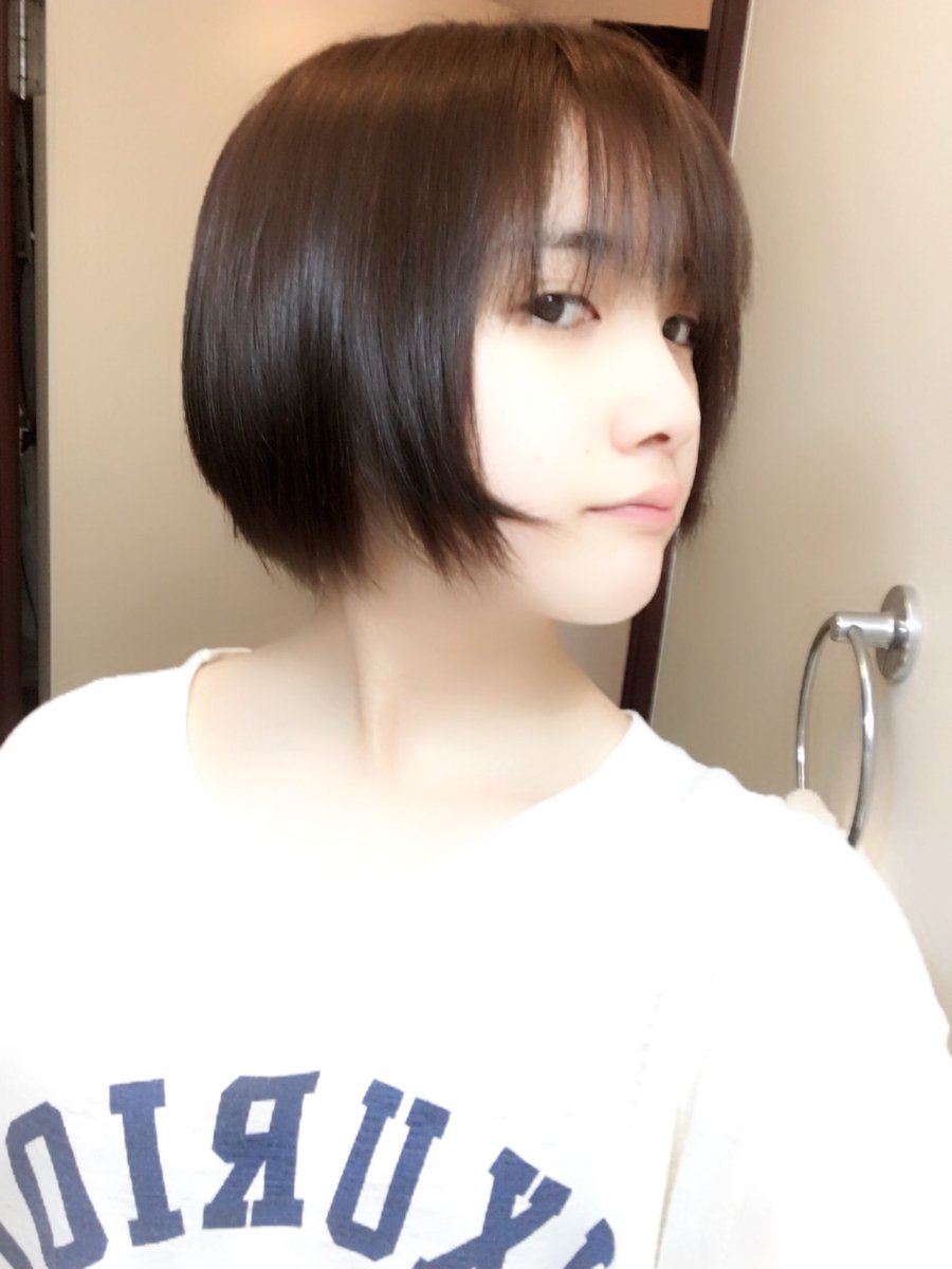 湯木慧 Yuki Akira ちゃんと乾かしました 後ろ髪も前髪もセルフカットショートカット