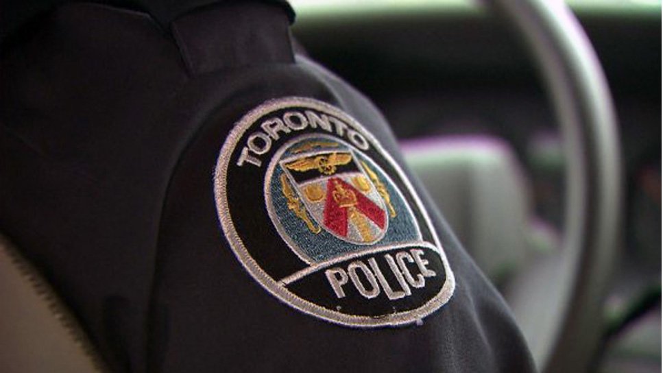 Toronto man charged with assault for allegedly pulling hijabs off women. READ MORE: ow.ly/msFu30kppFc https://t.co/WsY58ltm6X