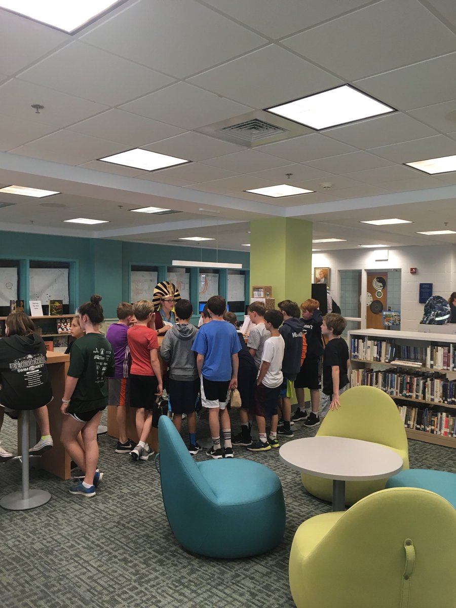 CohassetMiddle's tweet photo. Thrilled to be hosting the 5th graders for our move up day! https://t.co/0YPahVhqOq