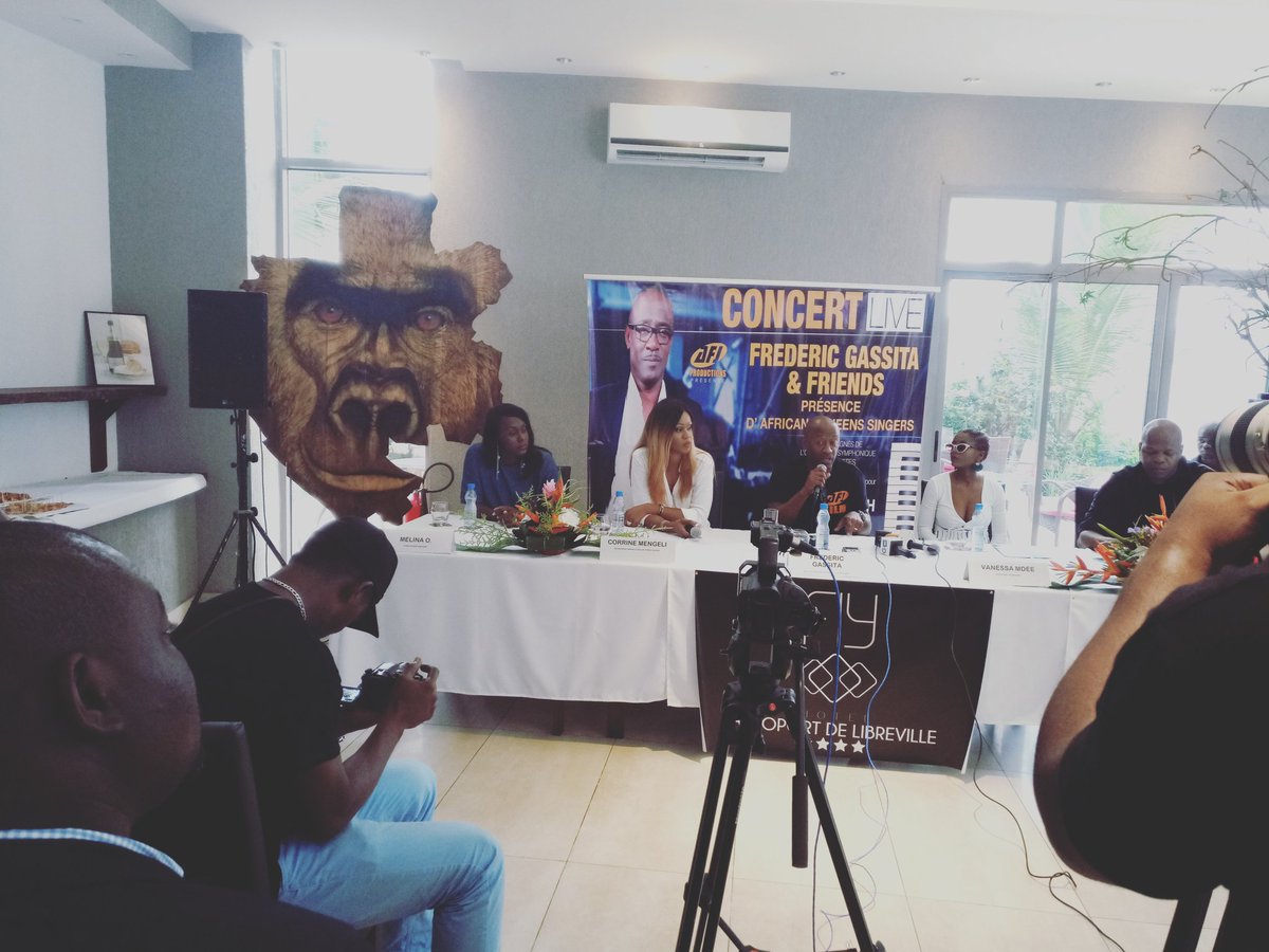 planetallstars1's tweet photo. Conférence de presse #FredericGassita&amp;Friends @VanessaMdee @MelinaOnline https://t.co/owluXayKf7