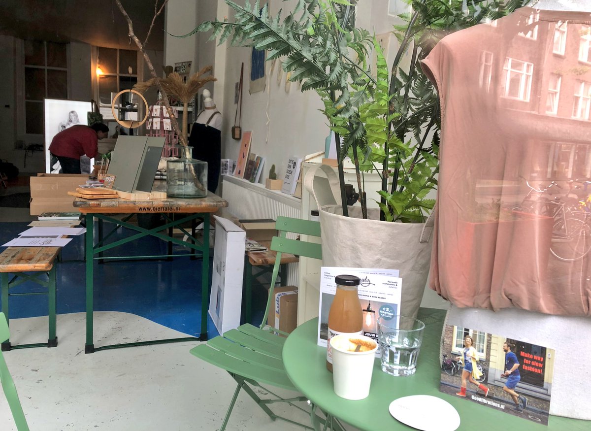 goodfibrations's tweet photo. De eerste sfeerimpressies van onze #PopUp met @_seriouslygood in Voorstraat 44, #inUtrecht https://t.co/7mKJcG9jAu
