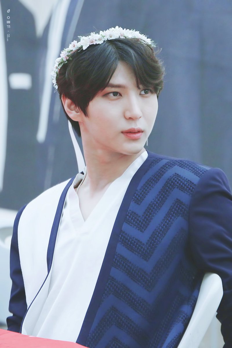leebbukku's tweet photo. 170609 코엑스 팬싸 #빅스 #레오
@JUNGTW_LEO  #정택운 

보고싶어서 1년 전 찾아보는데 사람이 참 한결같네
어쩜 이렇게 예뻐🌼🌼 https://t.co/kH8M7g5aXM