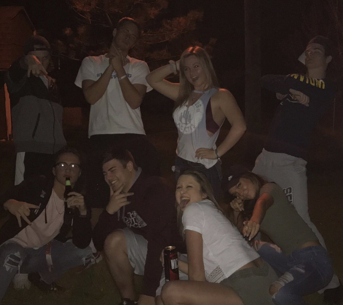 TylerGruber_'s tweet photo. Saw that it was bff day!!! #Bustdowns https://t.co/LYmHyLGxo4
