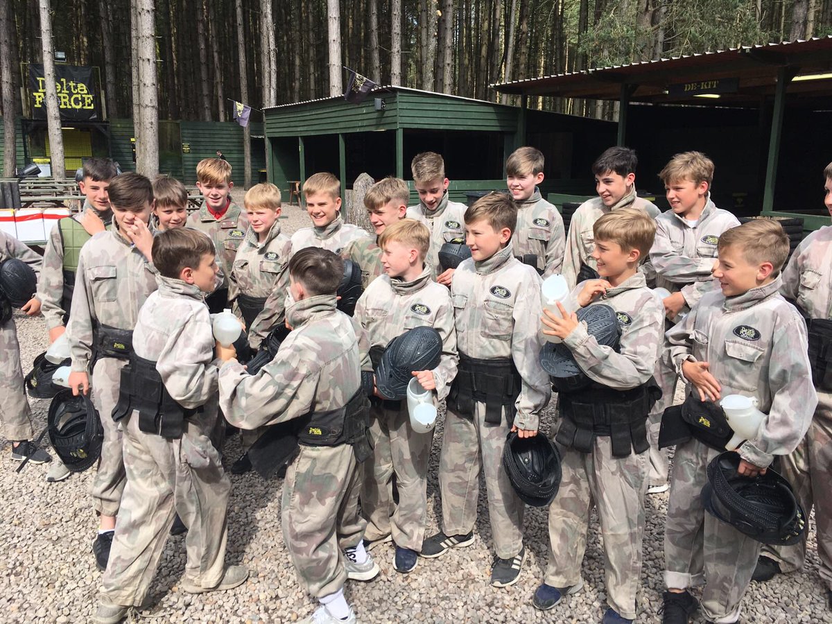 Tempsyngest's tweet photo. All our u13s arrived safe and well in Birmingham . First stop : Paintballing #syngerontour https://t.co/N0jdyg3iab