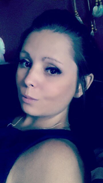 VLDaviesxx's tweet photo. Finally wind down time...
#allworkedout https://t.co/aIaJpQfQL1
