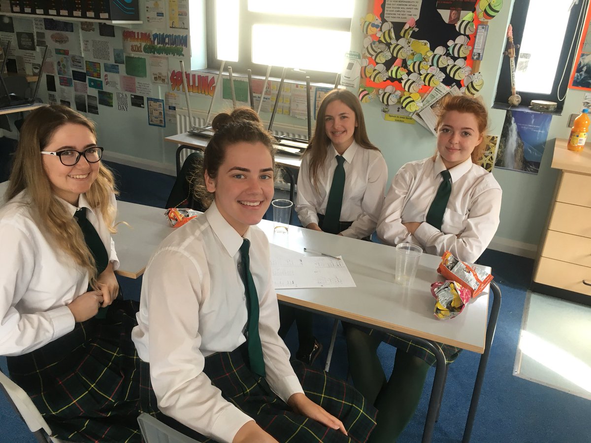 stcatsgeog's tweet photo. Quiz Champions in Year13 #FunFriday #A2ready #TBV https://t.co/zq2ayrZjGR