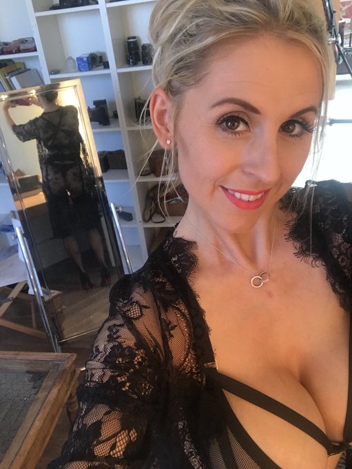 A couple of selfies from today&rsquo;s shoot at @LyonStudioNo1 for https://t.co/fIx0ObQUMB xxx https://t.c<a class="tags" target="_blank" title="On Twitter" href="/?out=eyJ0eXAiOiJKV1QiLCJhbGciOiJIUzUxMiJ9.eyJpYXQiOjE3MTk2MTg5MTYsImlzcyI6InR3cG9ybnN0YXJzLmNvbSIsIm5iZiI6MTcxOTYxODkxNiwiZXhwIjoxNzUxMTU0OTE2LCJyZWRpcmVjdF91cmwiOiJodHRwczovL3R3aXR0ZXIuY29tL0x5b25TdHVkaW9ObzEifQ.M0LEHaixxjoEg4vD7-3gL0MZhCYzaVdAE87PoZEfKtte1P_HjjUlq7ppgCQ98I81nFZMOm7YPp8Vt73MxnQFjQ">@LyonStudioNo1</a>