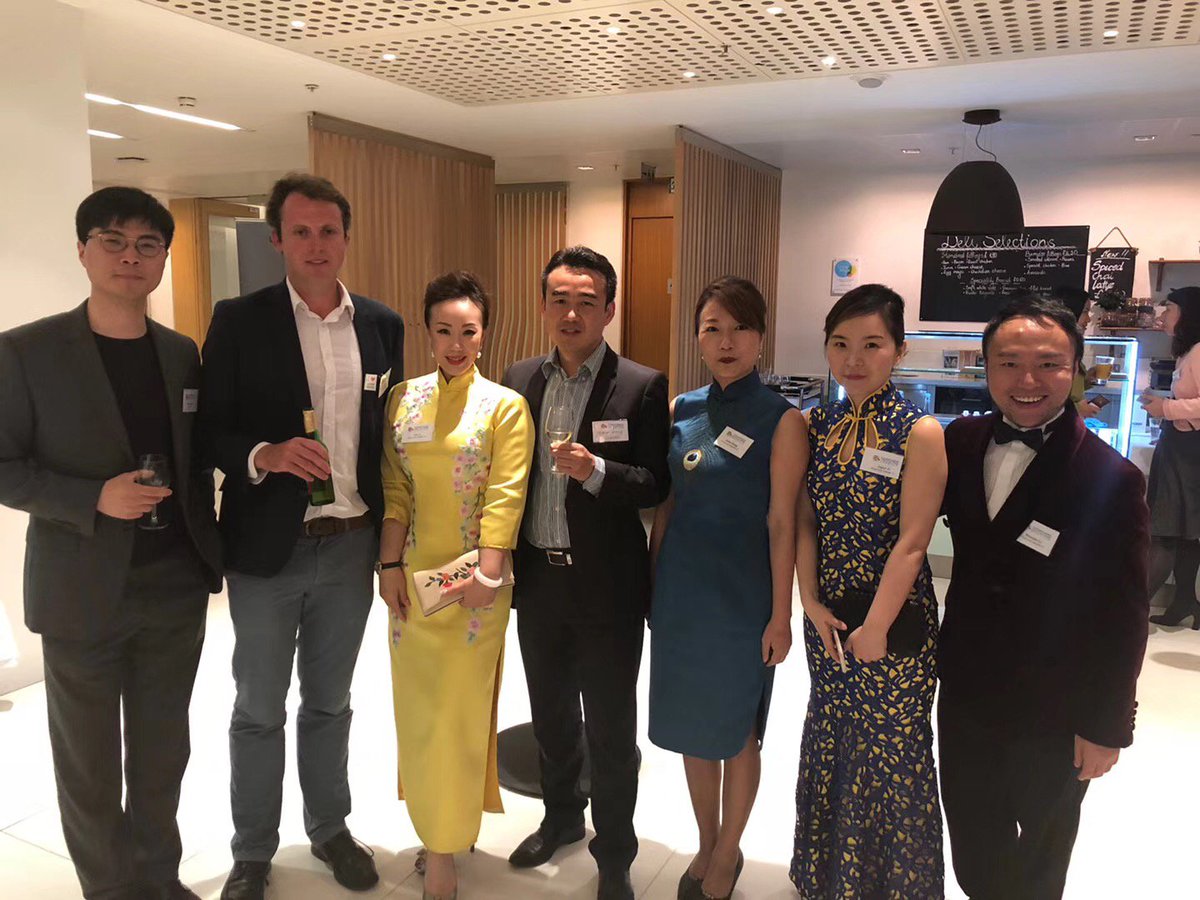BlueSkyConvo's tweet photo. Great evening with @Conservatives @CF_Chinese with @amgsharpe @carolinenokes @JBrokenshire @JoePJRobertson UK relationship with #China ever more important post #Brexit https://t.co/EQv0zG5VtD