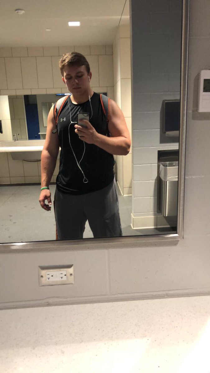 CoachCornell's tweet photo. All I post are selfies in front of this mirror soooooo https://t.co/1vRyKuOdUC