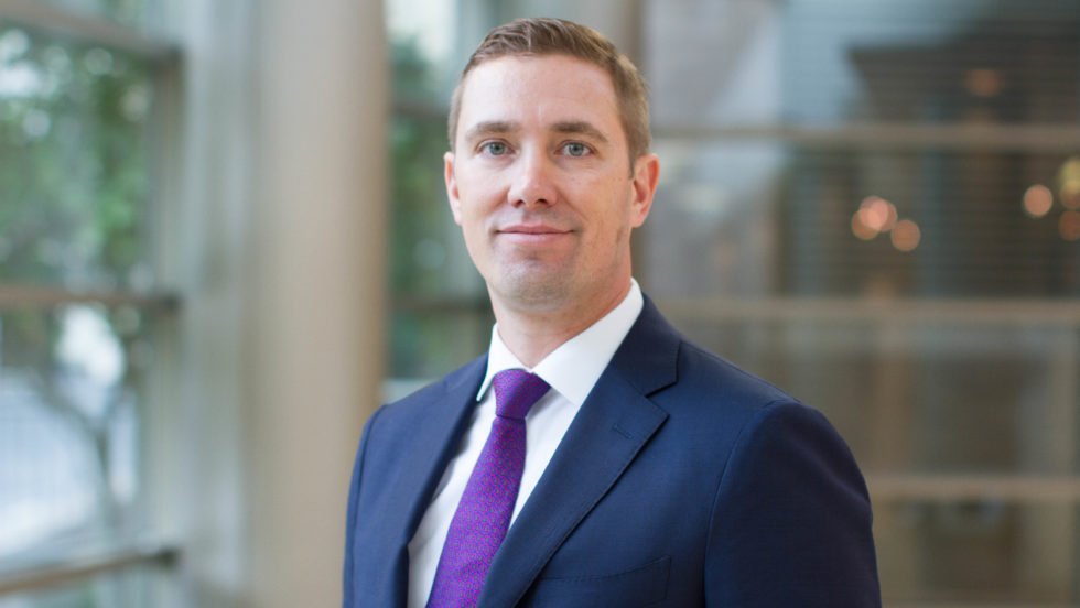 GeorgetownLaw's tweet image. Professor @shonhopwood knows something about #SecondChances and doesn't want #MatthewCharles to lose his. Catch them on @NBCNightlyNews tonight -- and learn how they teamed up for #clemency here: bit.ly/2LBMmPF