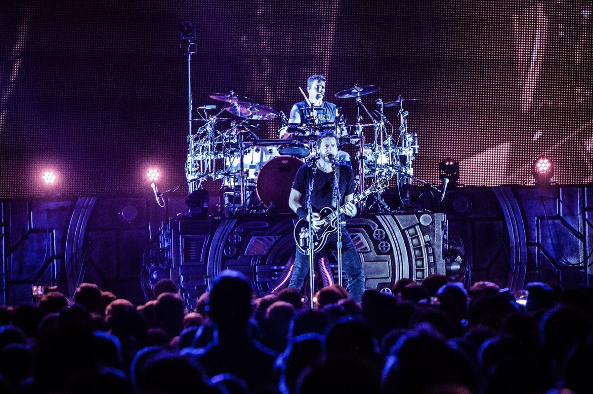 Nickelback's tweet photo. #Munich #NBDE https://t.co/zt6rquQPdw