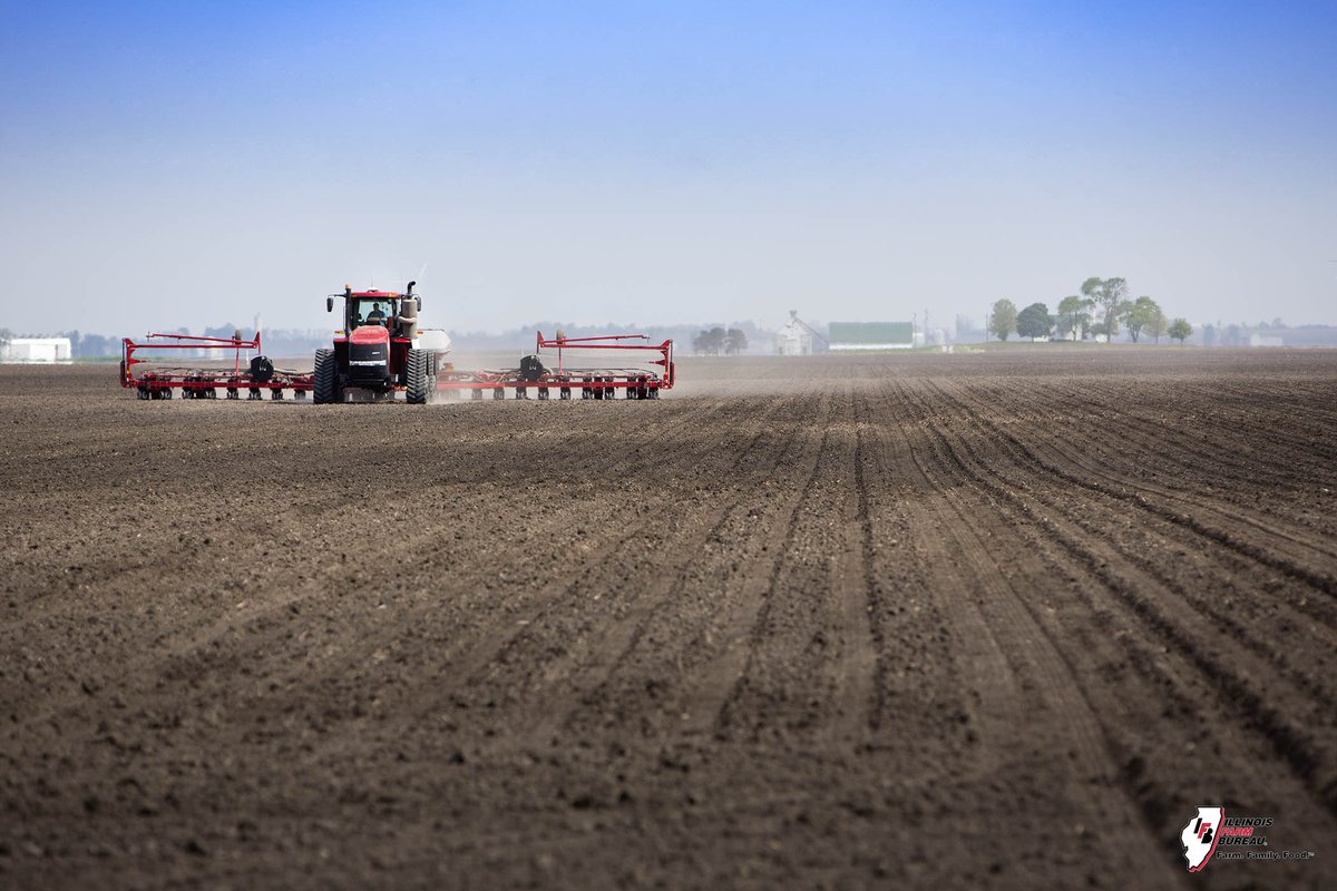 ILFarmBureau's tweet photo. Did you know 2 out of every 10 acres on Illinois farms are planted to feed Canada &amp; Mexico.  #NAFTA benefits Illinois farmers. #FarmersNeedTrade https://t.co/O1A6ZGmT5c